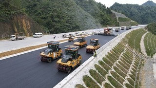 重遵擴容項目路面24標:&ldquo;微創(chuàng)新&rdquo;助力高速公路高質(zhì)量建設